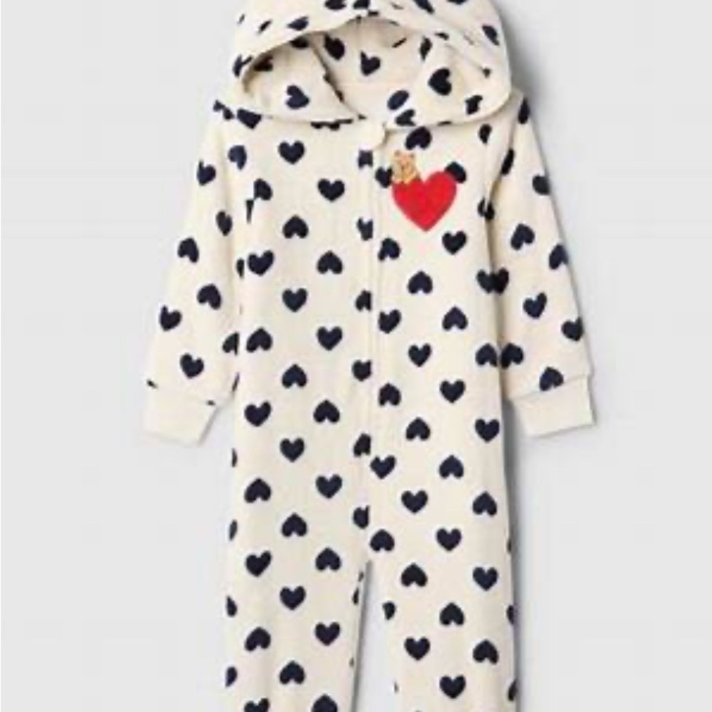 NWT GAP Girls Sherpa Bear Hooded Heart Pajamas